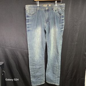STICHES AND RIVETS SLIM FIT JEANS SIZE 36X32